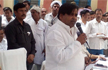 Airports on alert for rape-accused UP Minister Gayatri Prajapati, Missing for days